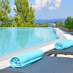 Julie Christie - Pool - Amazing Seaview Vilă Kontokali