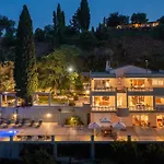 Julie Christie - Pool - Amazing Seaview *