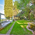 Julie Christie - Pool - Amazing Seaview * קונטואקלי