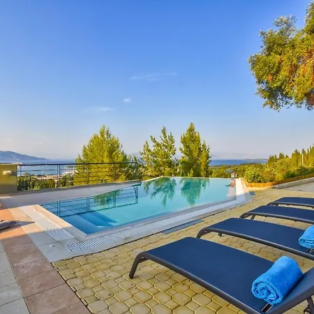 Julie Christie - Pool - Amazing Seaview Kontokali