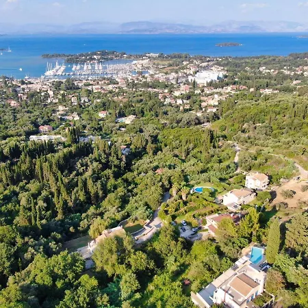 Julie Christie - Pool - Amazing Seaview Villa *