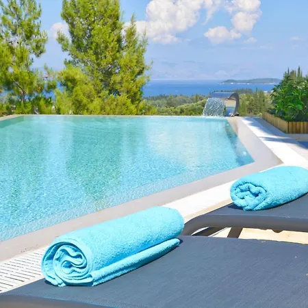 Julie Christie - Pool - Amazing Seaview Villa Kontokali